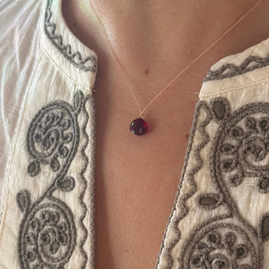 Natural Red Quartz Pendant Necklace – Bold Heart